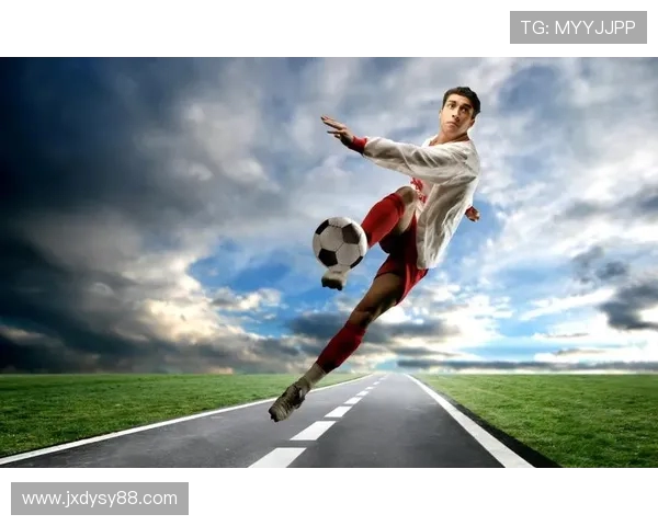 熬夜追看世界杯广告背后的狂欢与孤独心事城市灯火下的青春记忆录