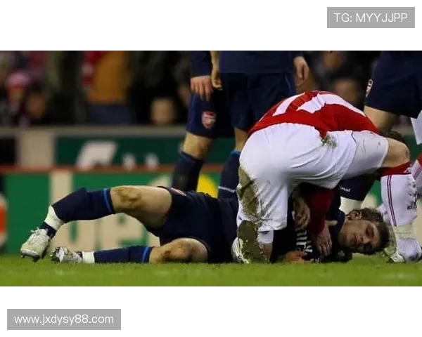 英超球员断腿复出案例及康复过程