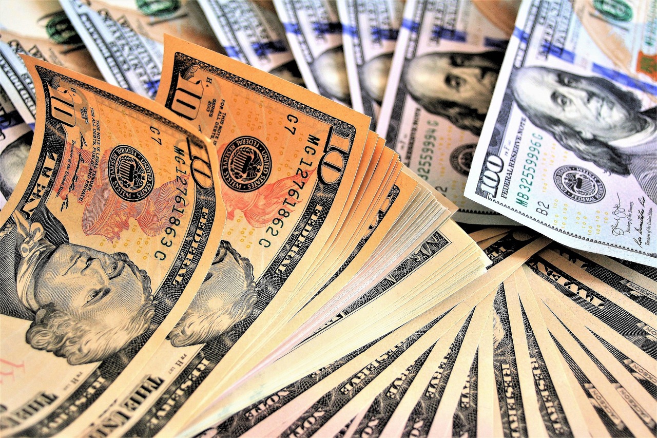 澳门六福今日金价，透视最新价格走势图与投资策略